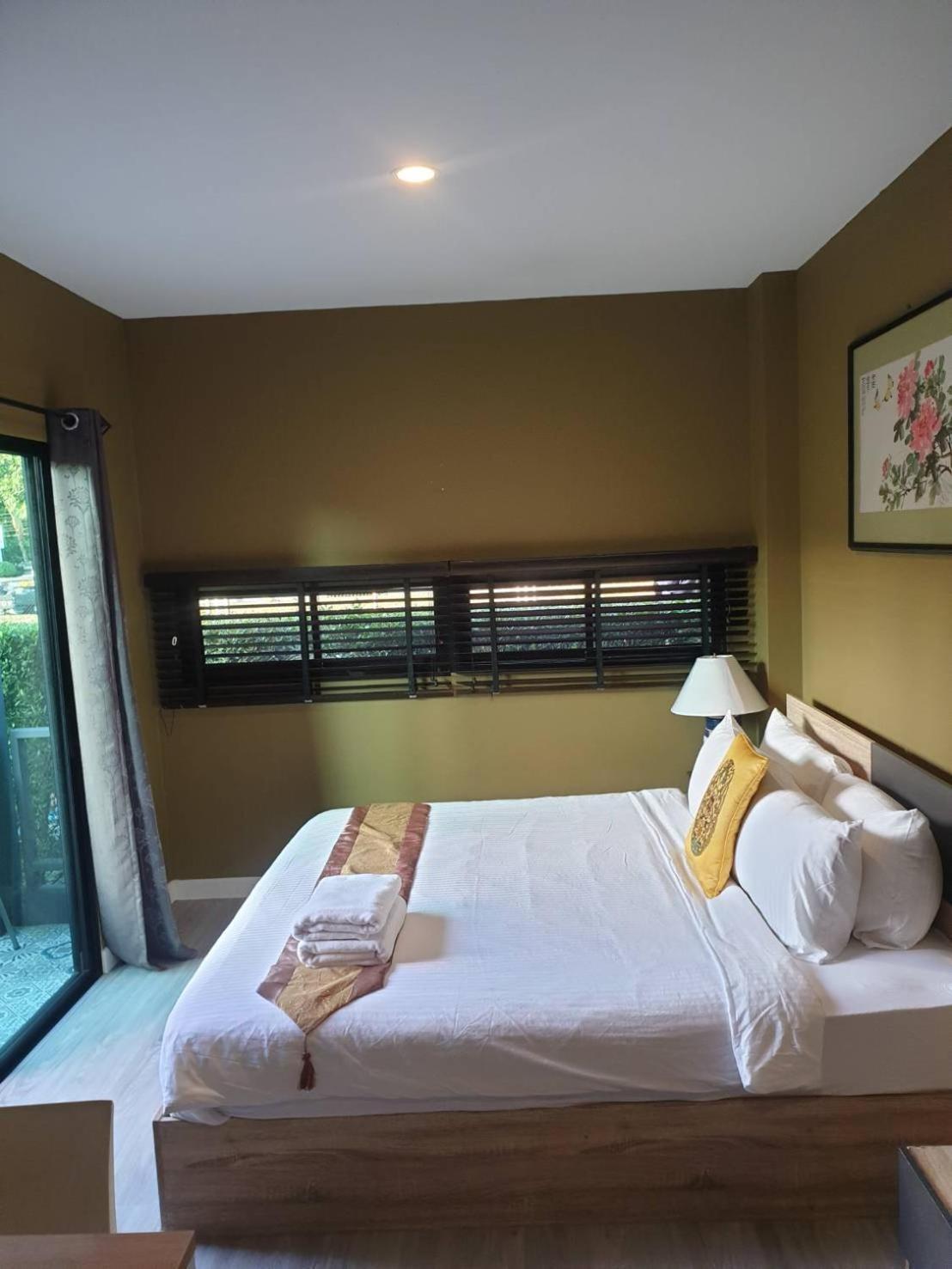 The Lantern Suites Ban Song Hong Værelse billede
