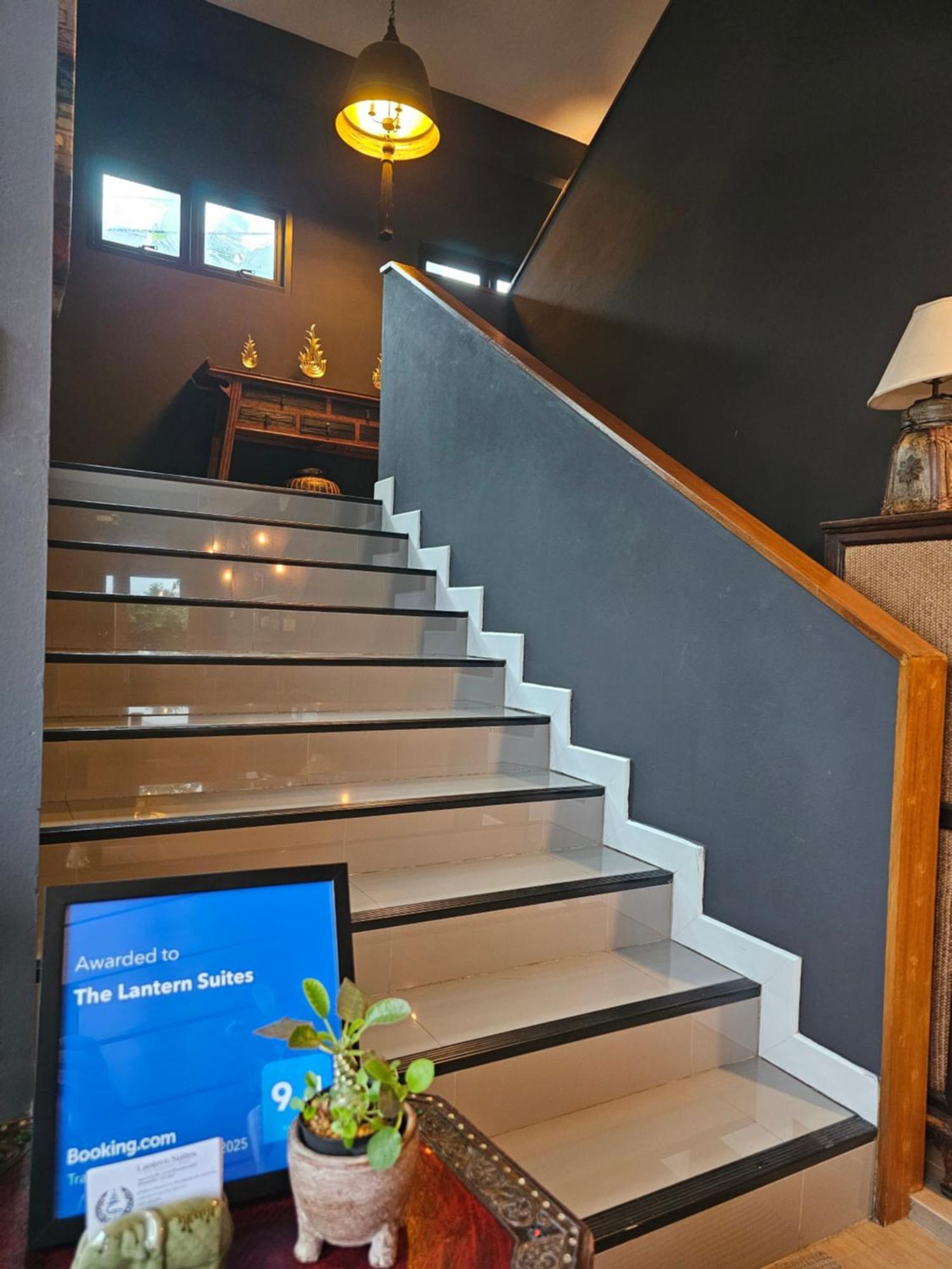 The Lantern Suites Ban Song Hong Eksteriør billede
