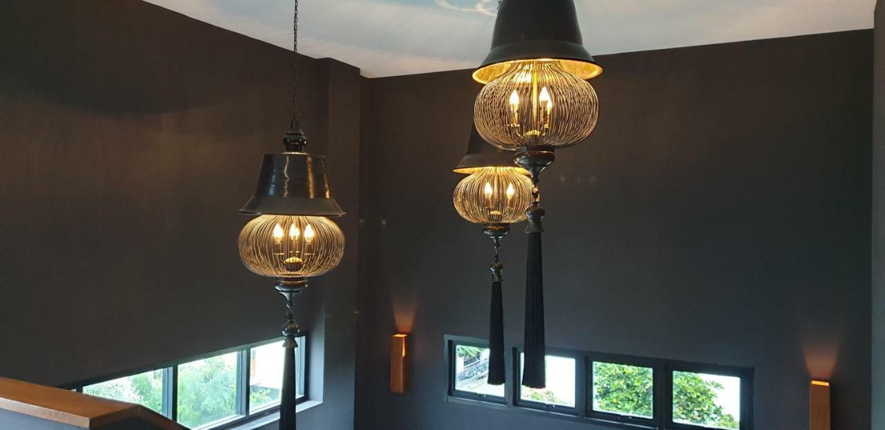 The Lantern Suites Ban Song Hong Eksteriør billede